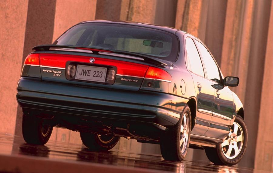  Mercury Mystique 1998 года  (фото 26 из 26)